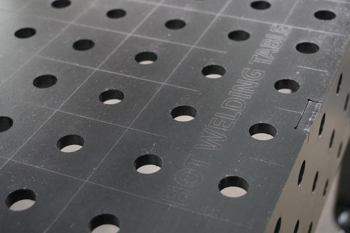 3D Schweißtisch PREMIUM D16 | 1500x1000x150x8 mm – Stabilität & Präzision für höchste Ansprüche