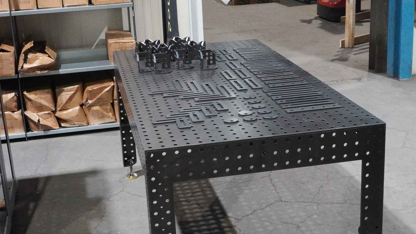 3D Schweißtisch PREMIUM D16 | 2000x1000x150x8mm + 42tlg. Werkzeug-Set