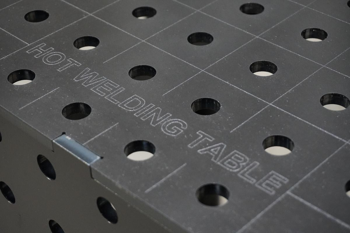 3D Schweißtisch PREMIUM D16 | 1000×600×150×8 mm – Maximale Stabilität &amp; Präzision auf kompakter Fläche