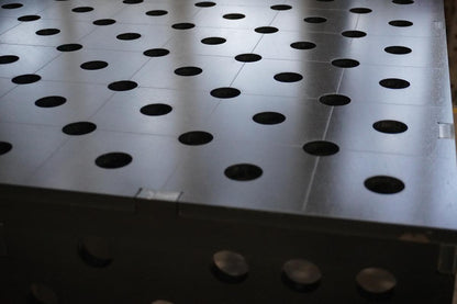 3D Schweißtisch PREMIUM D28 | 1500×1000×200×12 mm&nbsp;

Robuste Profi-Arbeitsfläche für maximale Präzision im D28-Lochsystem.