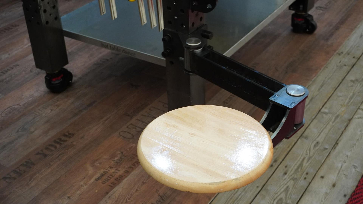 Schwebehocker| Arbeitshocker für Schweißtisch 