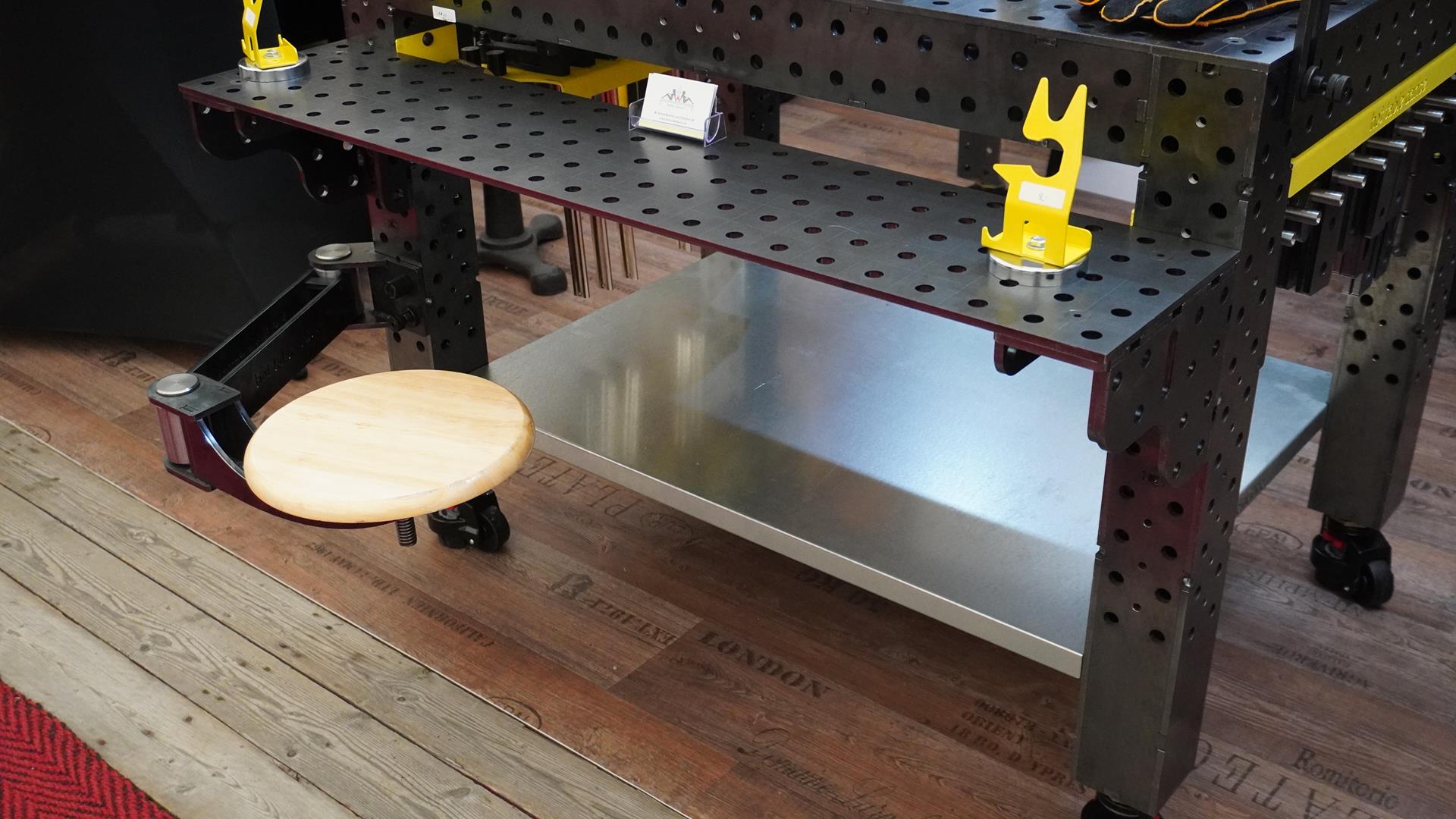 Schwebehocker| Arbeitshocker für Schweißtisch 