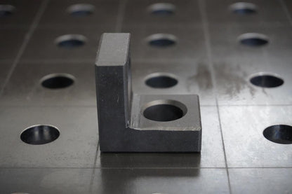 Anschlag-Spannwinkel D16 Nitriert – 40×30×40×12 mm