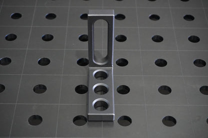vAnschlag-Spannwinkel D16 | 90x30x90x12mm - 3x Rundoloch - 1x Langloch